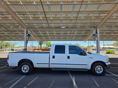 Used 1999 Ford F350 Lariat RWD image 6