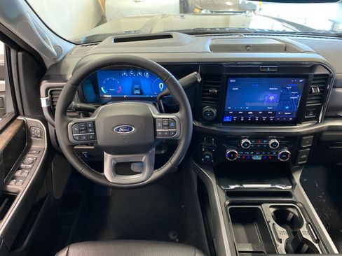 New 2026 Ford F350 Lariat w/ Lariat Ultimate Package image 10