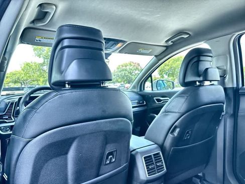 Certified 2025 Kia Sportage EX FWD image 23