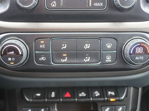 Used 2022 Chevrolet Colorado Z71 image 29