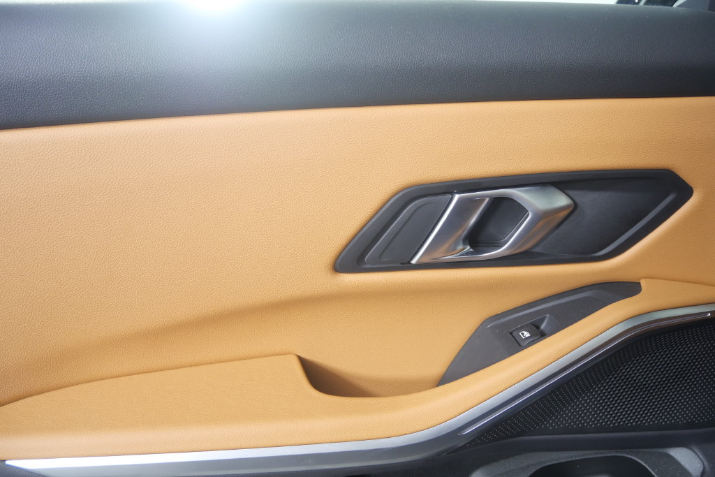 Certified 2026 BMW 330i Sedan RWD image 14