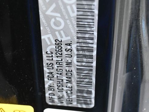 Used 2024 Jeep Gladiator Sport image 15