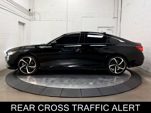 Used 2021 Honda Accord Sport image 6