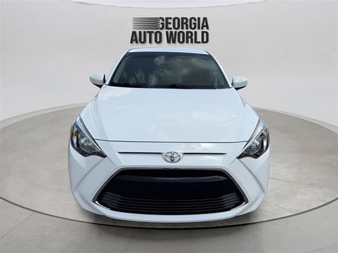 Used 2017 Toyota Yaris iA FWD image 13