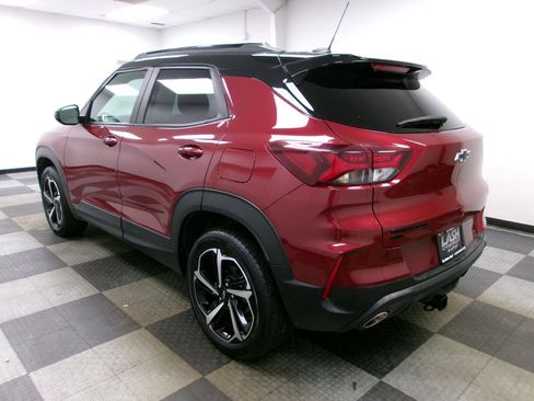 Used 2022 Chevrolet TrailBlazer RS AWD/4WD image 2
