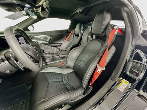 Used 2024 Chevrolet Corvette Stingray Preferred Cpe w/ Battery Protection Package RWD image 23