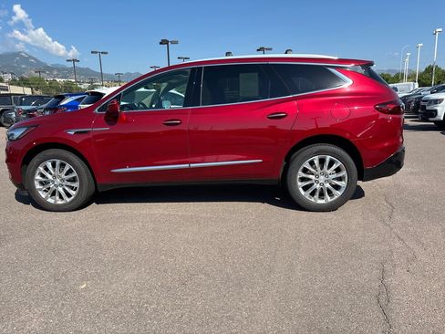 Used 2020 Buick Enclave Essence w/ Sound and Sites Package AWD/4WD image 25