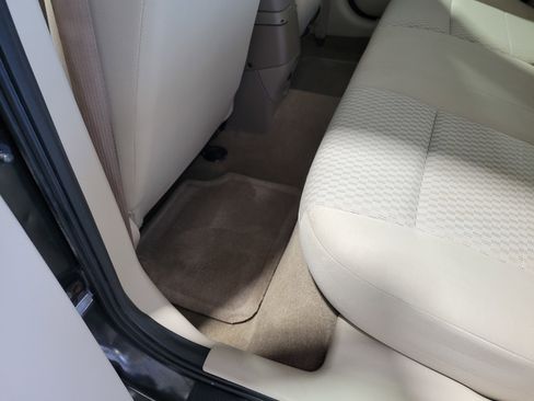 Used 2006 Saturn ION Level 2 w/ Preferred Pkg image 30