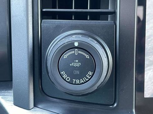 Certified 2021 Ford F150 Lariat AWD/4WD image 31