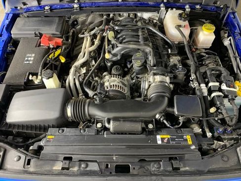 Used 2024 Jeep Gladiator Mojave AWD/4WD image 33
