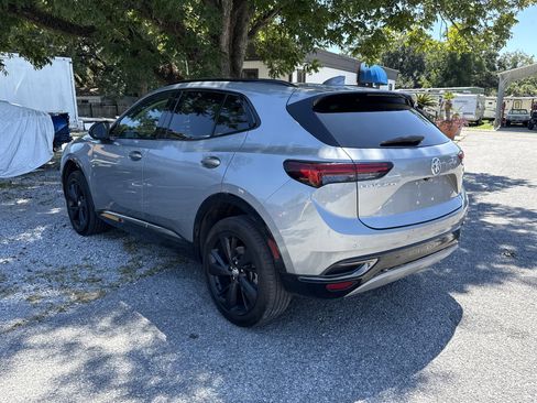 Used 2023 Buick Envision Preferred image 3