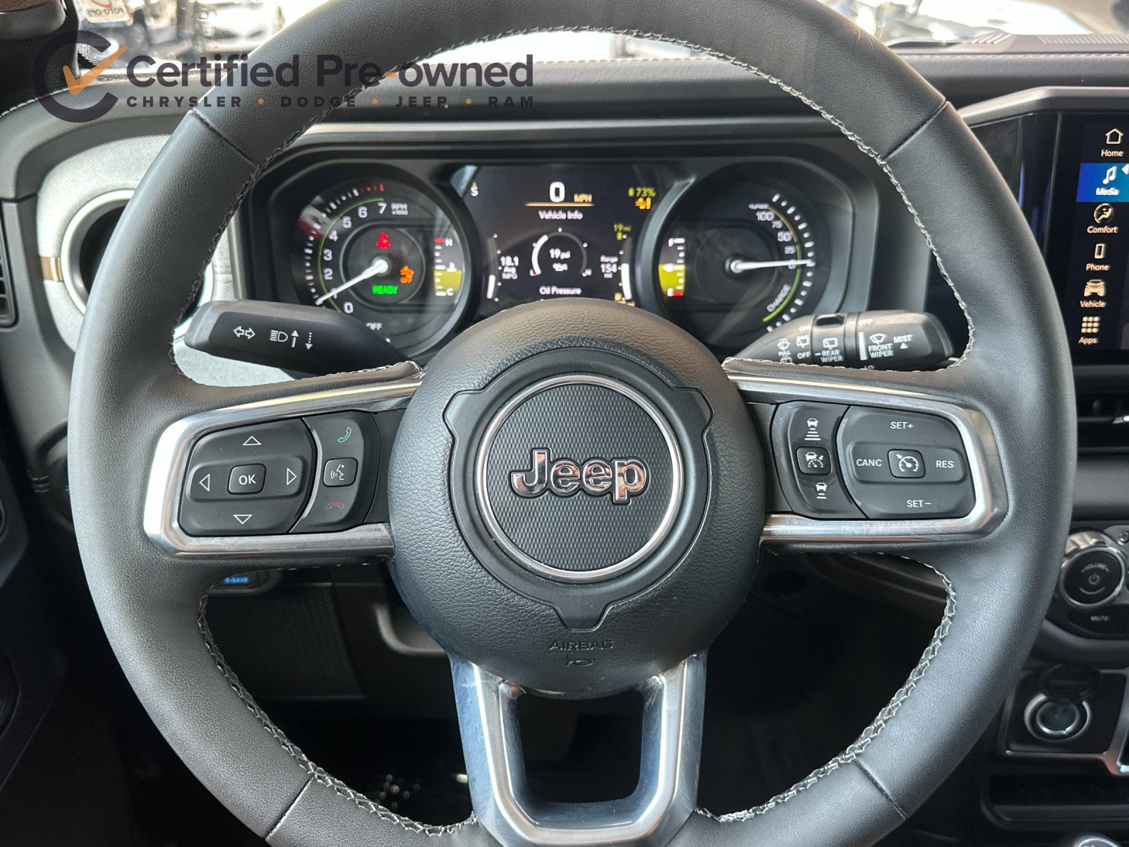 Used 2025 Jeep Wrangler Unlimited Sahara AWD/4WD image 24