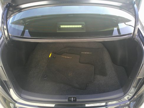 Used 2024 Toyota Corolla LE image 36