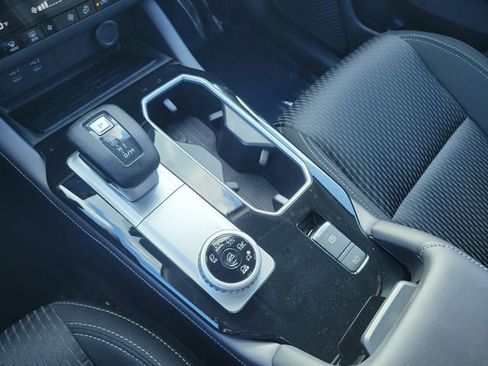 New 2026 Mitsubishi Outlander ES AWD/4WD image 32