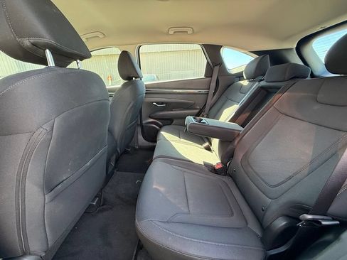 Used 2024 Hyundai Tucson SE AWD/4WD image 6