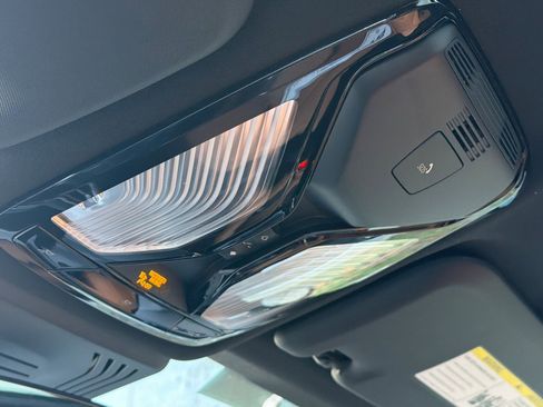 Used 2023 BMW X3 xDrive30i w/ Premium Package image 23