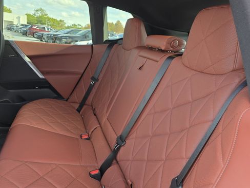 New 2026 BMW iX xDrive45 w/ M Sport Package image 13