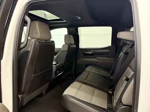 Used 2024 Chevrolet Silverado 1500 ZR2 AWD/4WD image 14