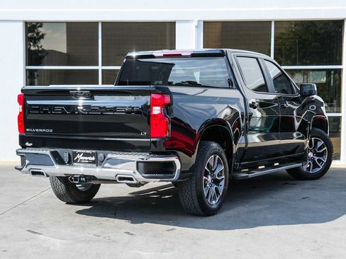 Used 2023 Chevrolet Silverado 1500 LT w/ Z71 Off-Road Package AWD/4WD image 12