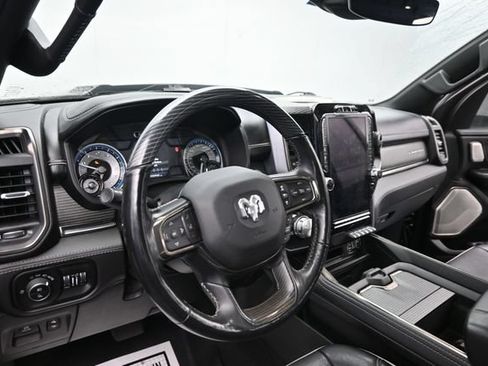 Used 2020 RAM 1500 Limited w/ Black Appearance Package AWD/4WD image 13