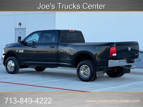 Used 2017 RAM 3500 Tradesman w/ Chrome Appearance Group image 4