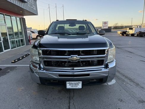 Used 2010 Chevrolet Silverado 2500 W/T image 9