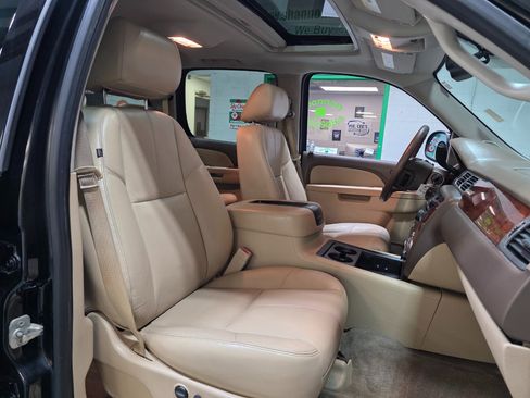 Used 2013 Chevrolet Silverado 1500 LTZ w/ LTZ Plus Package image 25