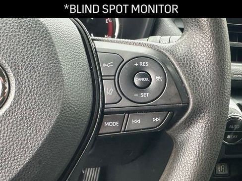 Used 2023 Toyota RAV4 XLE image 7