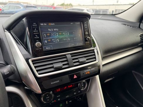 Used 2020 Mitsubishi Eclipse Cross ES FWD image 29