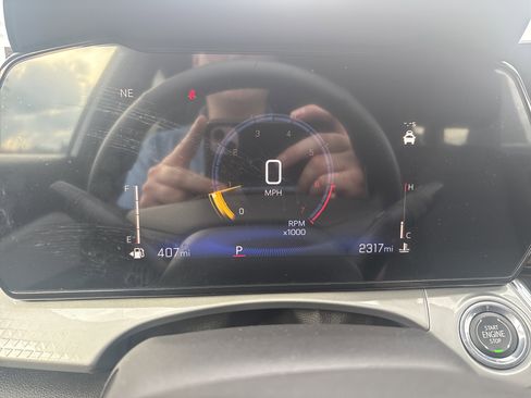 Used 2025 Chevrolet Trax LT w/ Driver Confidence Package image 21