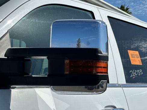 Used 2018 GMC Sierra 2500 SLT w/ Duramax Plus Package image 11