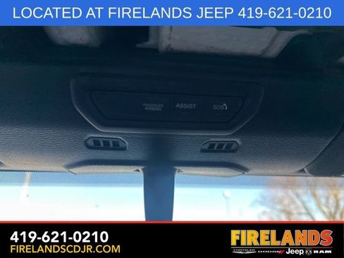 Used 2023 Jeep Gladiator Willys image 25