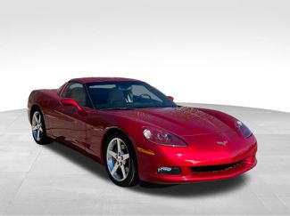 Used 2005 Chevrolet Corvette Coupe w/ Preferred Equipment Group video 1