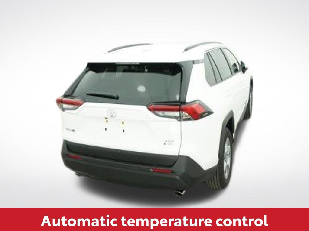 Used 2025 Toyota RAV4 XLE w/ Convenience Package AWD/4WD image 11