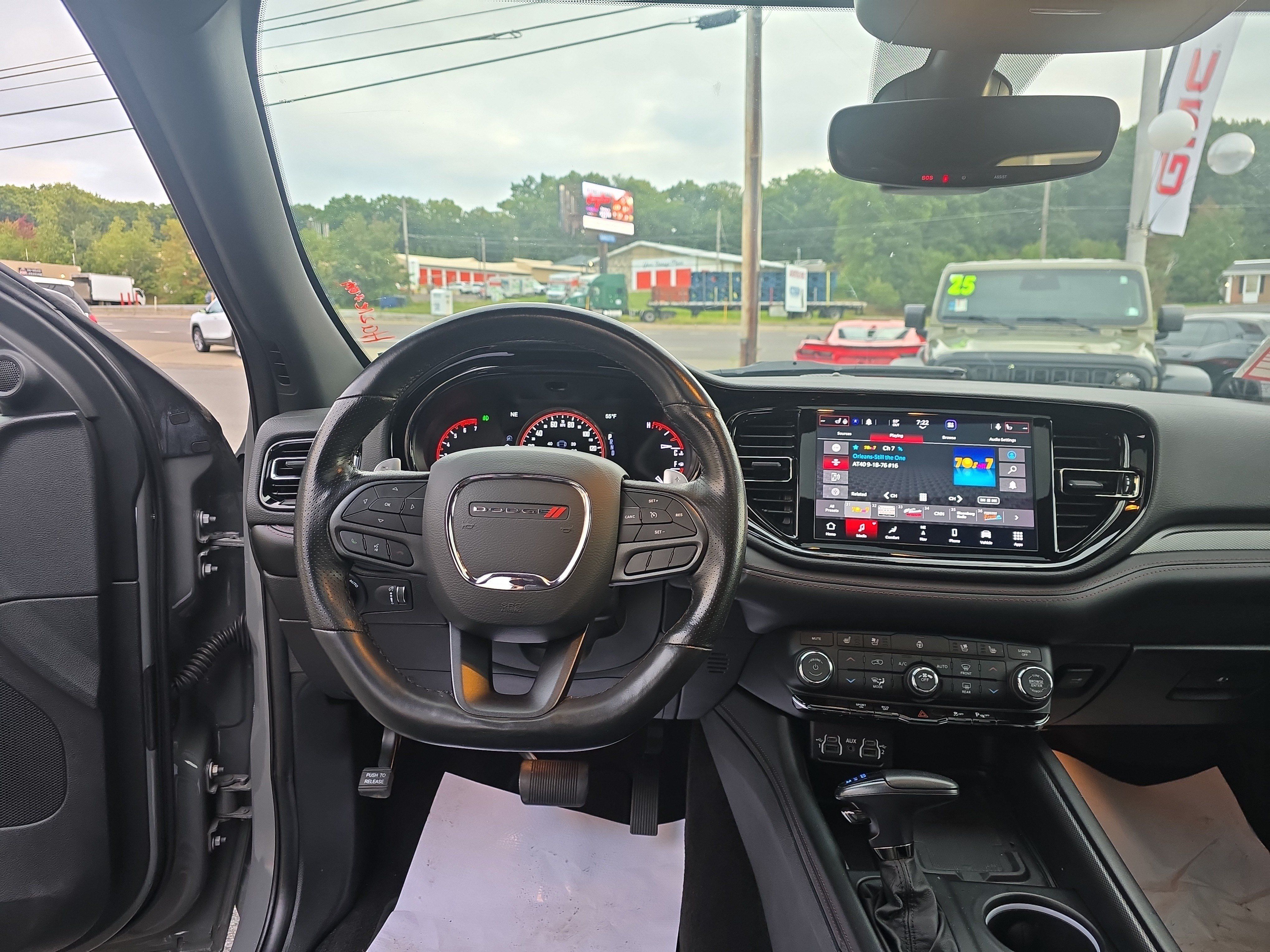 Used 2025 Dodge Durango GT AWD/4WD image 21