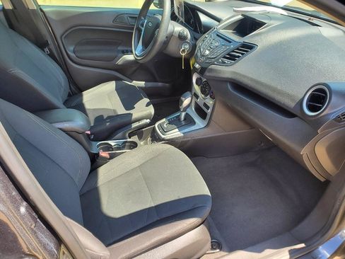 Used 2018 Ford Fiesta SE FWD image 5
