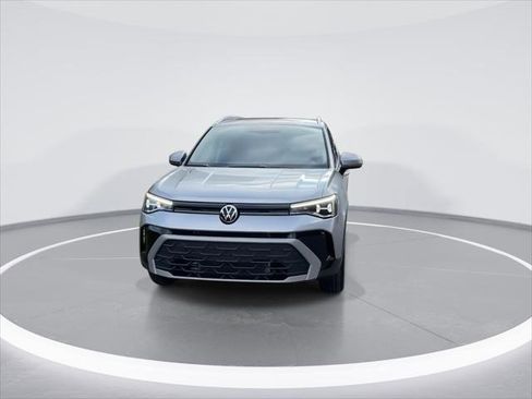 New 2026 Volkswagen Taos SE AWD/4WD image 3