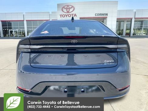 New 2026 Toyota Prius Plug-In Hybrid FWD image 4