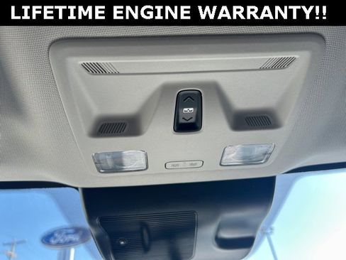 New 2025 Ford Maverick XLT w/ XLT Luxury Package image 31