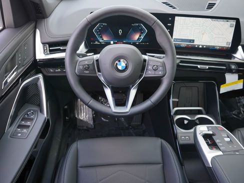 Used 2025 BMW X1 xDrive28i w/ Convenience Package image 14