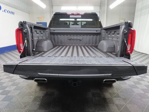 Used 2024 GMC Sierra 1500 AT4 w/ Technology Package image 43