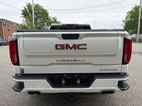 Used 2023 GMC Sierra 1500 Denali w/ Technology Package AWD/4WD image 6