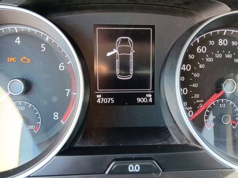 Used 2019 Volkswagen Golf Alltrack S AWD/4WD image 16