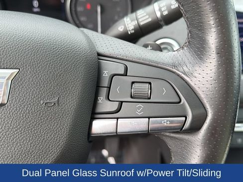 Certified 2023 Cadillac XT4 Sport FWD image 23