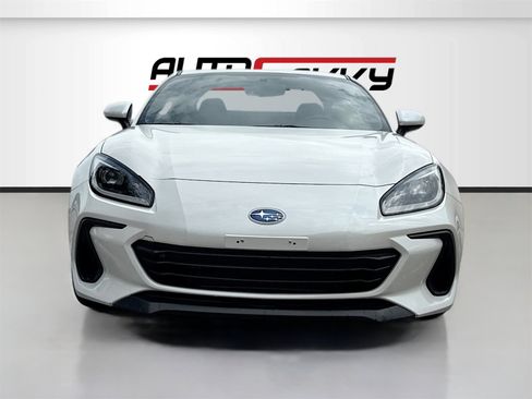 Used 2024 Subaru BRZ Premium image 2