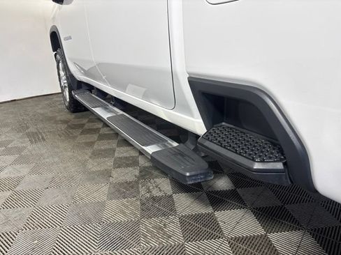 Used 2020 Chevrolet Silverado 2500 High Country w/ Z71 Off-Road Package AWD/4WD image 10