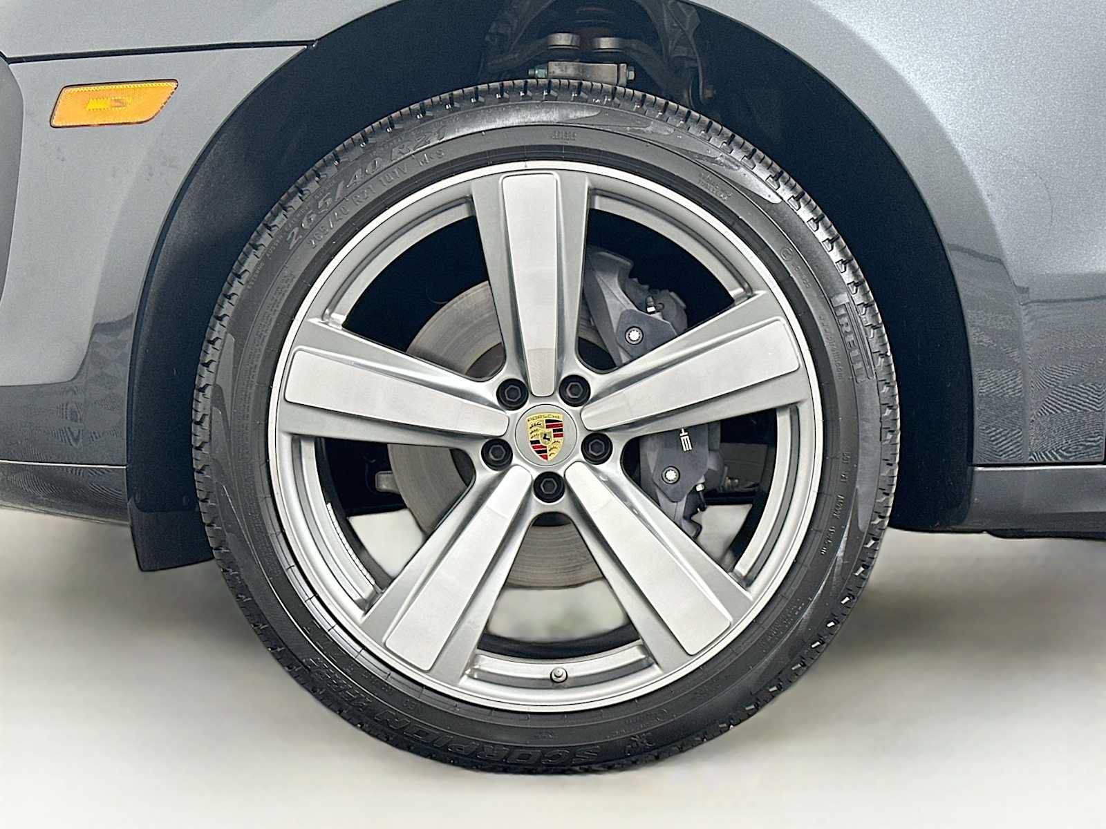 Certified 2026 Porsche Macan AWD/4WD image 32