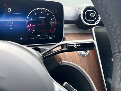 New 2025 Mercedes-Benz C 300 4MATIC Sedan image 17