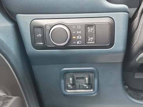 Used 2025 Ford Maverick XLT w/ XLT Luxury Package AWD/4WD image 18