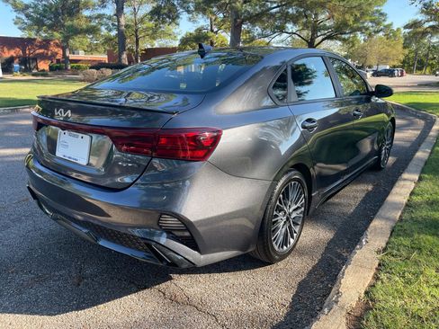 Used 2024 Kia Forte GT-Line w/ GT-Line Premium Package image 5